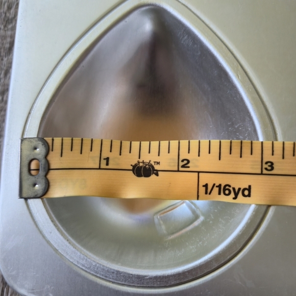 Vintage 1992 Wilton Mini Balloons 6-Cavity Cake Pan #2105-2024 Teardrop Shape - Picture 6 of 7